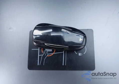 2022 Tesla Model Y Performance Dual Motor All-Wheel Drive from USA, damaged, VIN 7SAYGDEF1NF542447